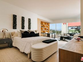 6250 Hollywood Boulevard 14A, Los Angeles CA 90028