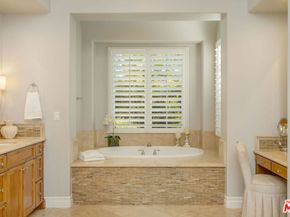 25420 Prado De Azul, Calabasas CA 91302