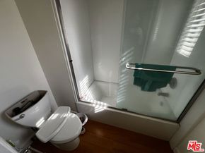 1044 20th Street 11, Santa Monica CA 90403