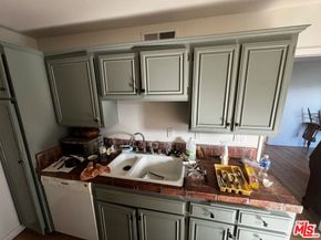 1044 20th Street 11, Santa Monica CA 90403