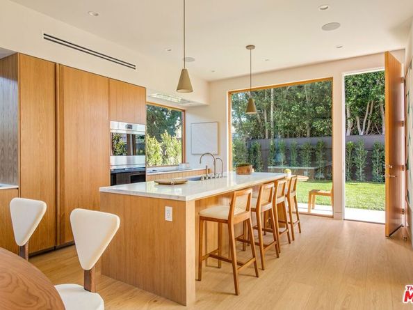 12736 Dewey Street, Los Angeles CA 90066