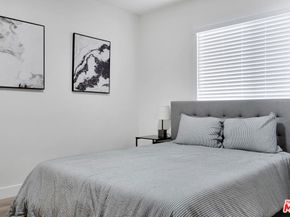 6116 S La Cienega Boulevard, Los Angeles CA 90056