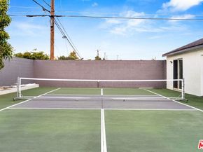 6116 S La Cienega Boulevard, Los Angeles CA 90056