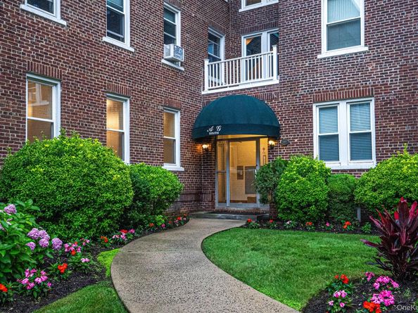 185 Atlantic Avenue C11, Lynbrook NY 11563