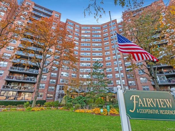 61-20 Grand Central Parkway A1203, Forest Hills NY 11375