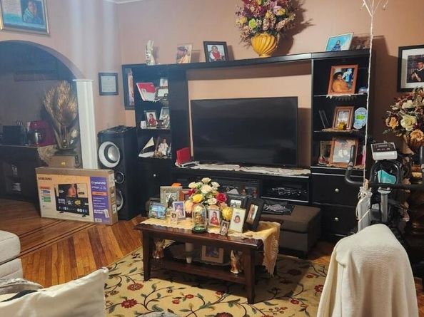 11315 205th Street, Saint Albans NY 11412