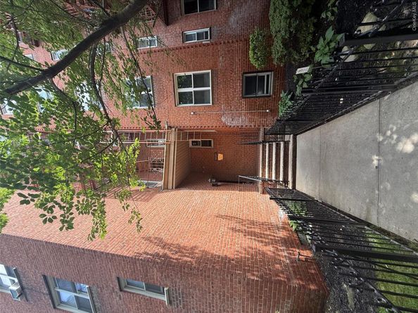 33-15 81st Street 6E, Elmhurst NY 11372