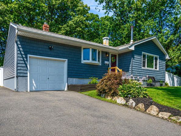 14 Antler Lane, South Setauket NY 11720