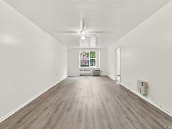 142-05 Roosevelt Avenue 206, Flushing NY 11354