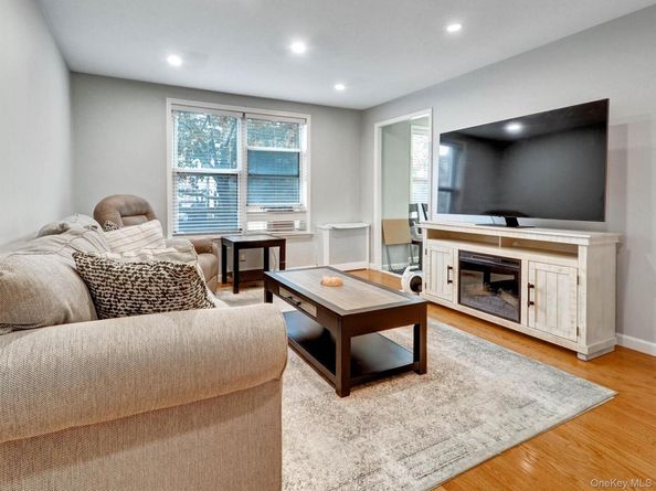 190 72nd Street 128, Brooklyn NY 11209