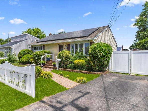 3414 Great Neck Road, Amityville NY 11701
