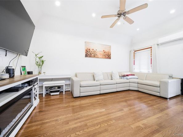 53-74 62nd Street, Maspeth NY 11378