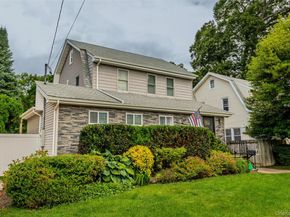 1996 Oakmere Drive, Baldwin NY 11510