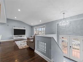 2812 Covered Ridge Road, Merrick NY 11566