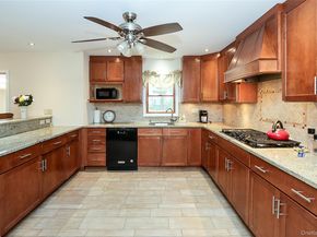 114 Hilldale Road, Albertson NY 11507