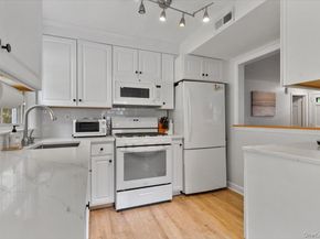 150 Parkview Place, Mount Kisco NY 10549