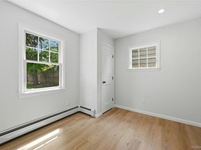 192 Iceland Drive, South Huntington NY 11746