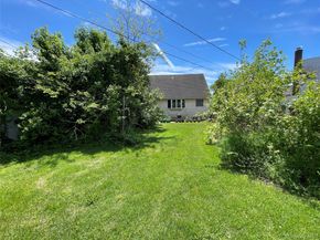 2043 Paddock Road, Seaford NY 11783