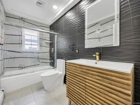 Undisclosed Address #1004080, Valley Stream NY 11580