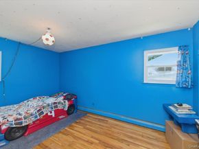 5 Spruceton Street, Selden NY 11784
