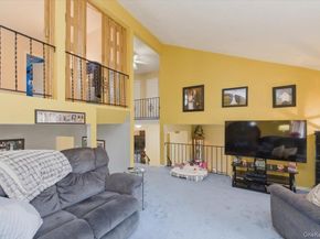 5 Spruceton Street, Selden NY 11784