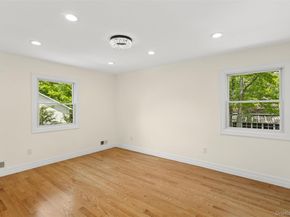 15 Locust Road, Plainview NY 11804