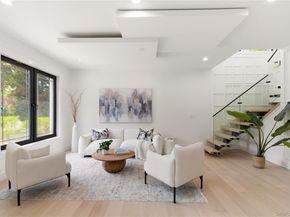 97 Parkway Drive, Roslyn Heights NY 11577