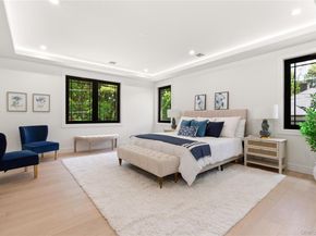 97 Parkway Drive, Roslyn Heights NY 11577