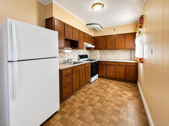 89-46 210th Street, Queens Village NY 11427