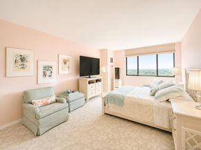 27010 Grand Central Parkway 21D, Floral Park NY 11005