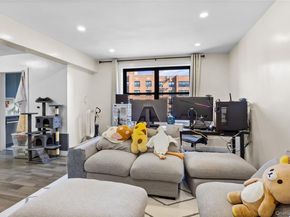 21208 75th Avenue 6D, Oakland Gardens NY 11364