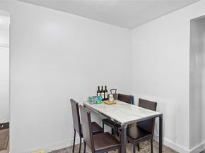 21208 75th Avenue 6D, Oakland Gardens NY 11364