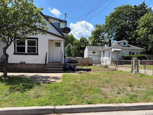 634 Hillside Court, Uniondale NY 11553