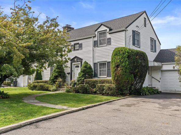 136 Wilmot Circle, Scarsdale NY 10583