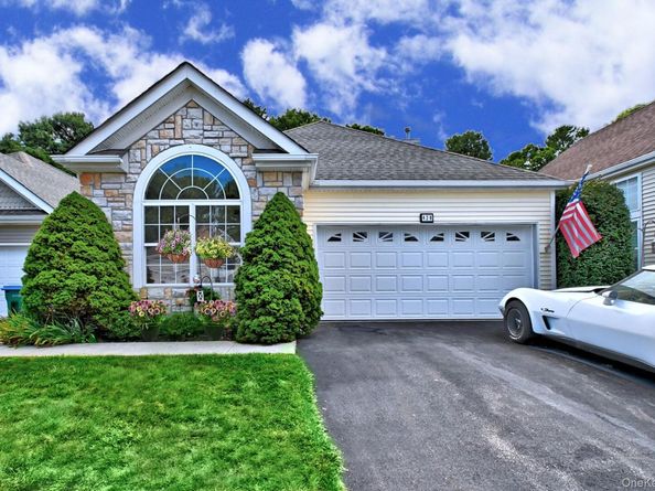 428 Leisure Drive, Ridge NY 11961