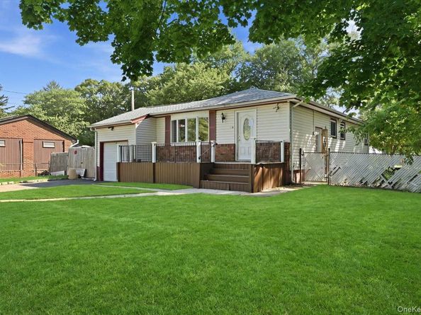 1127A Bay Shore Avenue A, Bay Shore NY 11706