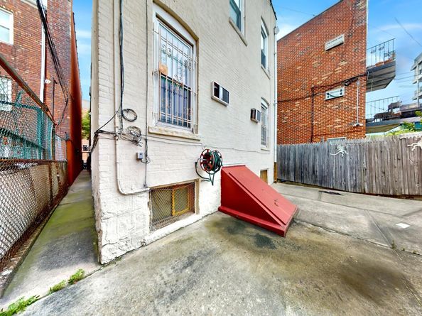32-87 38th Street, Astoria NY 11103