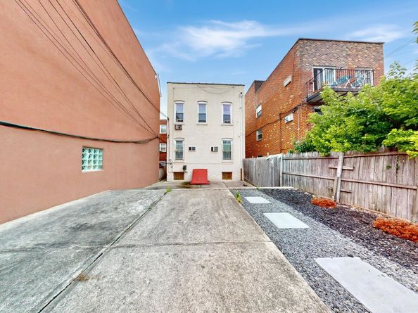 32-87 38th Street, Astoria NY 11103