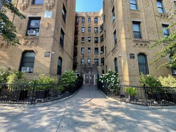 897 Empire Boulevard