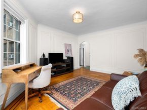 14 N Chatsworth Avenue 2K, Larchmont NY 10538