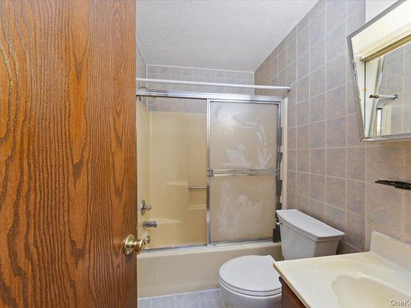 2037 Cicero Avenue, Bronx NY 10473