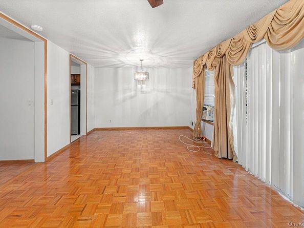 2037 Cicero Avenue, Bronx NY 10473