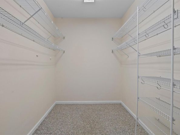 10 Courtyard Circle, Centerport NY 11721