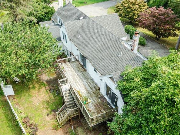 221 Huntington Bay Road, Halesite NY 11743