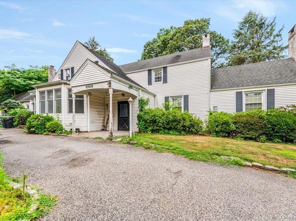 221 Huntington Bay Road, Huntington NY 11743