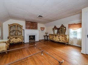 221 Huntington Bay Road, Halesite NY 11743