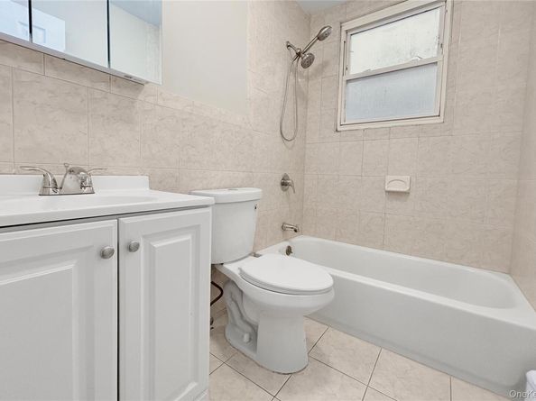 426 5th Street, East Northport NY 11731