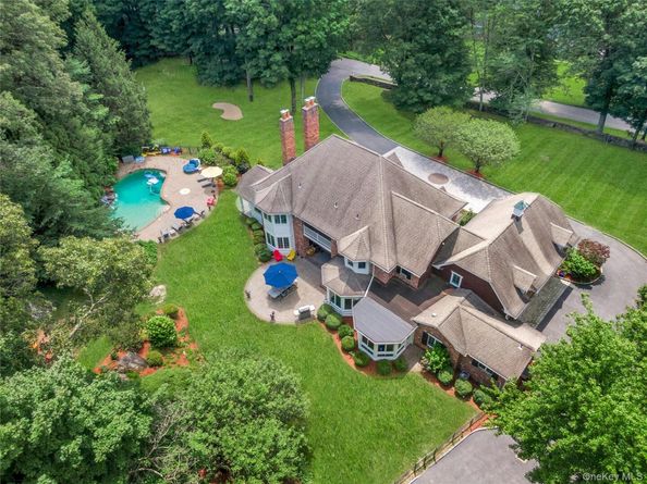 10 Hidden Oak Road, Armonk NY 10504