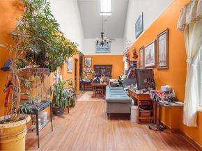 6 Windsor Place, Lynbrook NY 11563