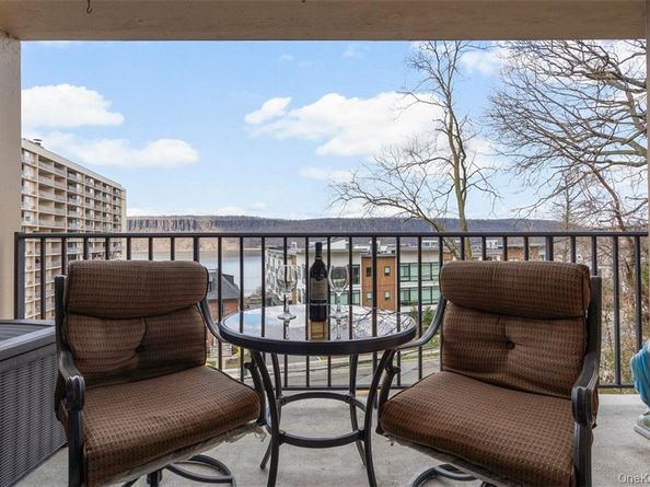 1120 Warburton Avenue 2A, Yonkers NY 10701